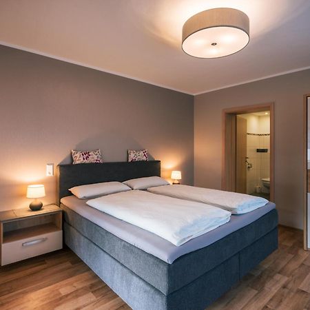Ferienweingut Hirschen Schulstrasse Bed and Breakfast Burg  Eksteriør billede