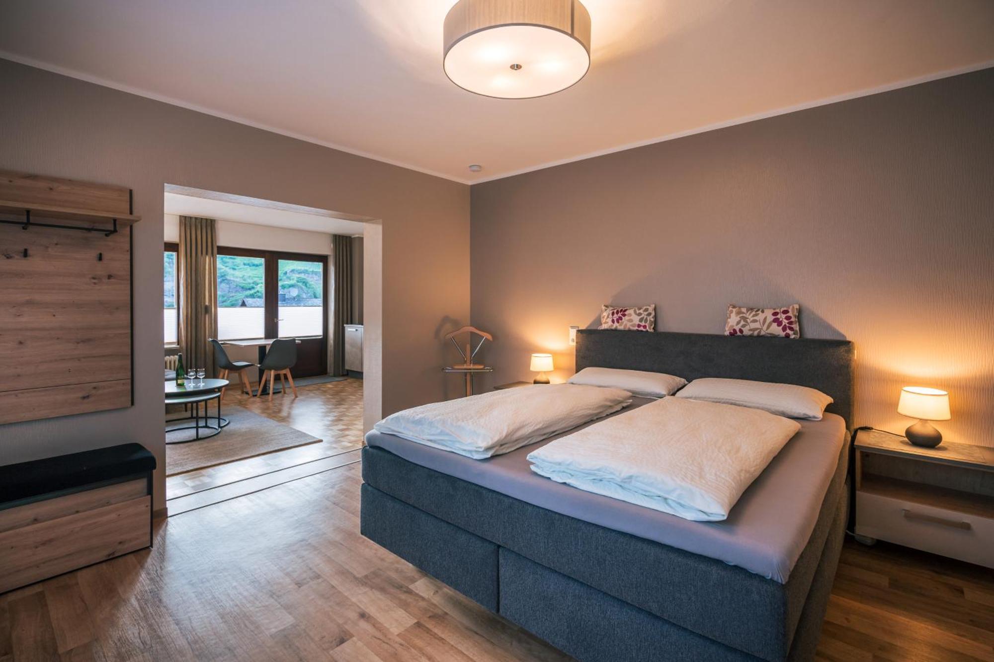 Ferienweingut Hirschen Schulstrasse Bed and Breakfast Burg  Eksteriør billede