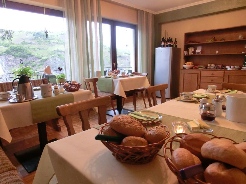Ferienweingut Hirschen Schulstrasse Bed and Breakfast Burg  Værelse billede